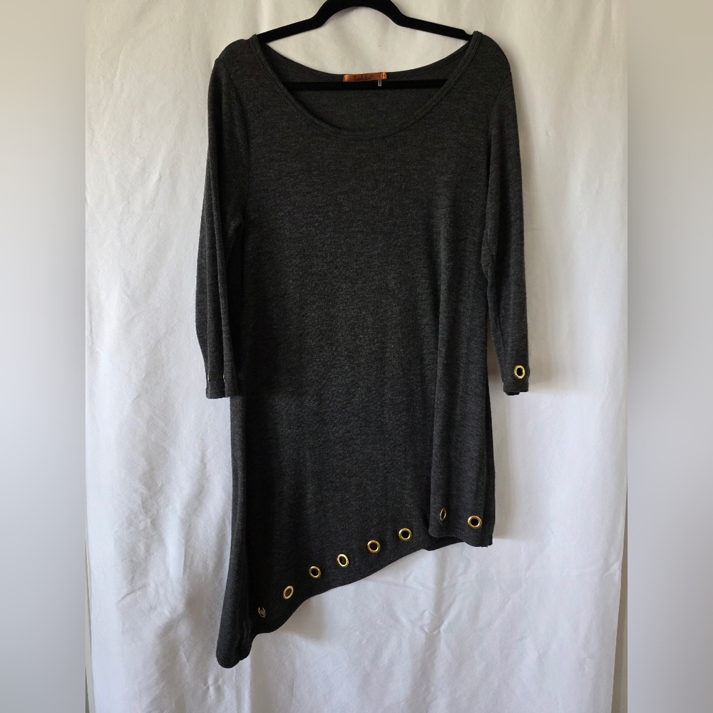 Belldini Sz L ASYMETRICAL TUNIC with GROMMETS, Sz L $38